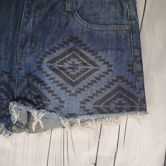 Adam Levine Denim Blue Patterned Women's Shorts - Picture 3 of 13